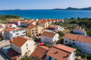 Гостиница Apartments with a parking space Biograd na Moru, Biograd - 863  Биоград На Мору